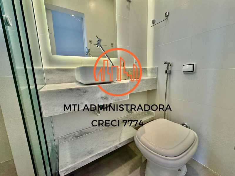 Apartamento à venda com 3 quartos, 115m² - Foto 19