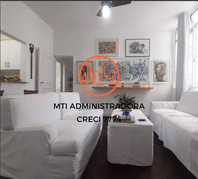 Apartamento à venda com 2 quartos, 70m² - Foto 3