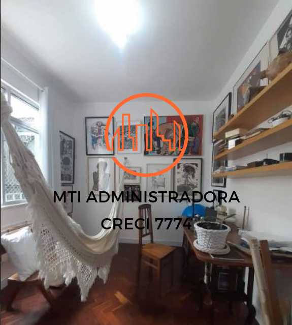 Apartamento à venda com 2 quartos, 70m² - Foto 9