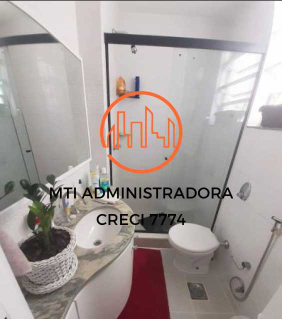 Apartamento à venda com 2 quartos, 70m² - Foto 12