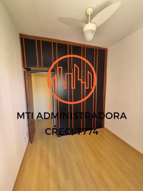 Apartamento à venda com 3 quartos, 91m² - Foto 13