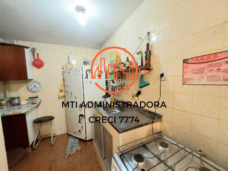 Apartamento à venda com 2 quartos, 50m² - Foto 18