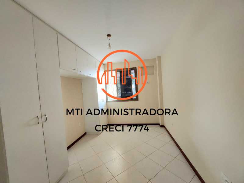 Apartamento para alugar com 3 quartos, 164m² - Foto 12