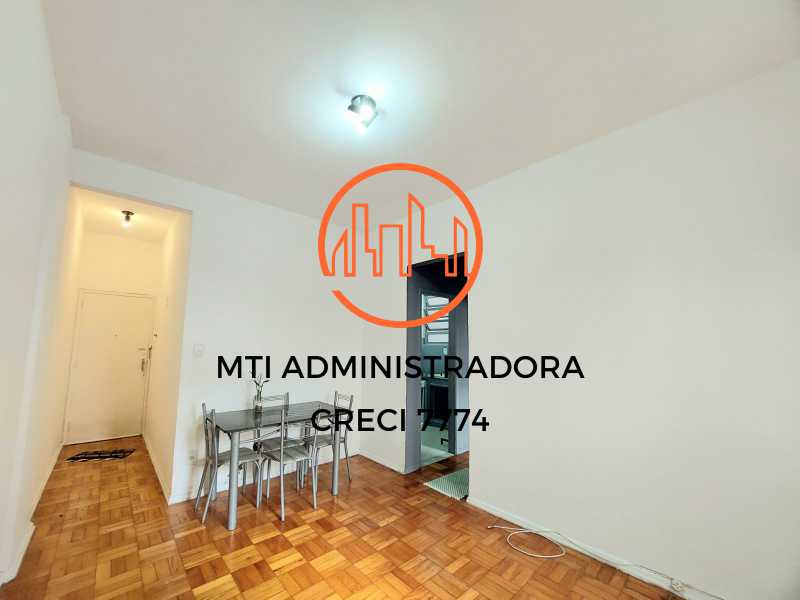 Apartamento para alugar com 1 quarto, 48m² - Foto 1