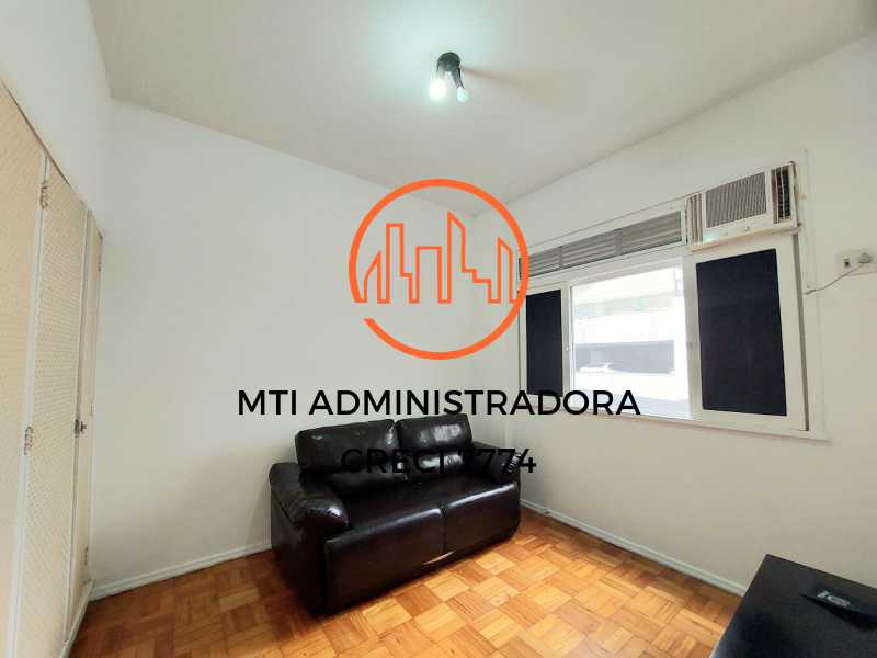 Apartamento para alugar com 1 quarto, 48m² - Foto 11