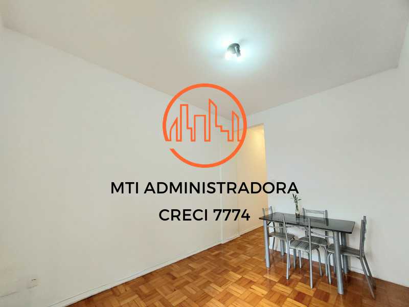 Apartamento para alugar com 1 quarto, 48m² - Foto 2