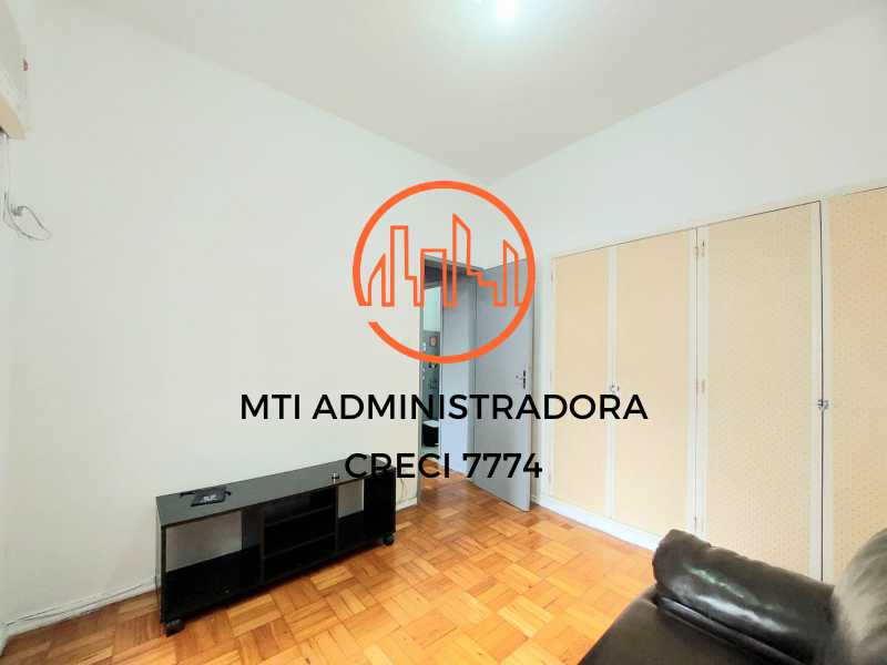 Apartamento para alugar com 1 quarto, 48m² - Foto 12