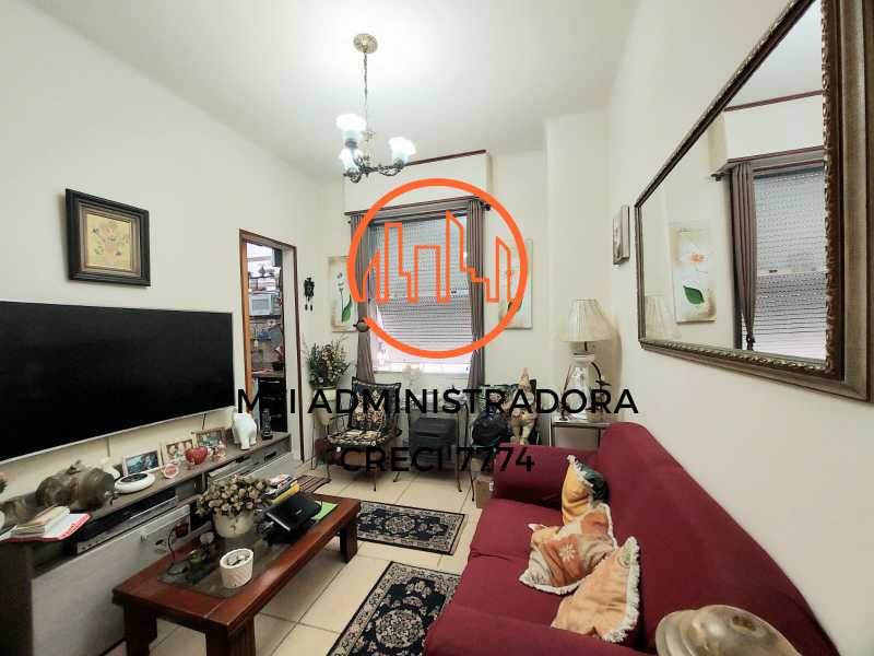 Apartamento à venda com 1 quarto, 40m² - Foto 2