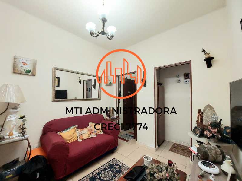 Apartamento à venda com 1 quarto, 40m² - Foto 4