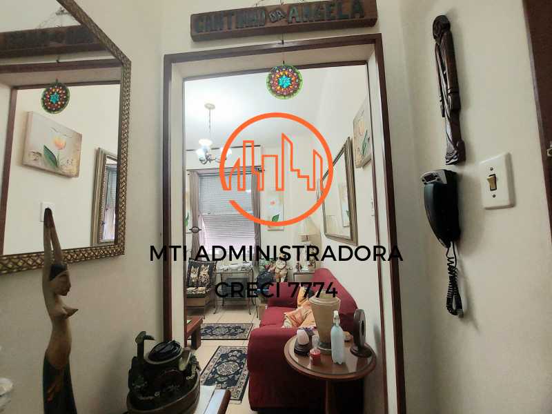 Apartamento à venda com 1 quarto, 40m² - Foto 14