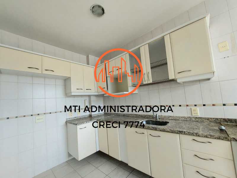 Apartamento à venda com 3 quartos, 114m² - Foto 20