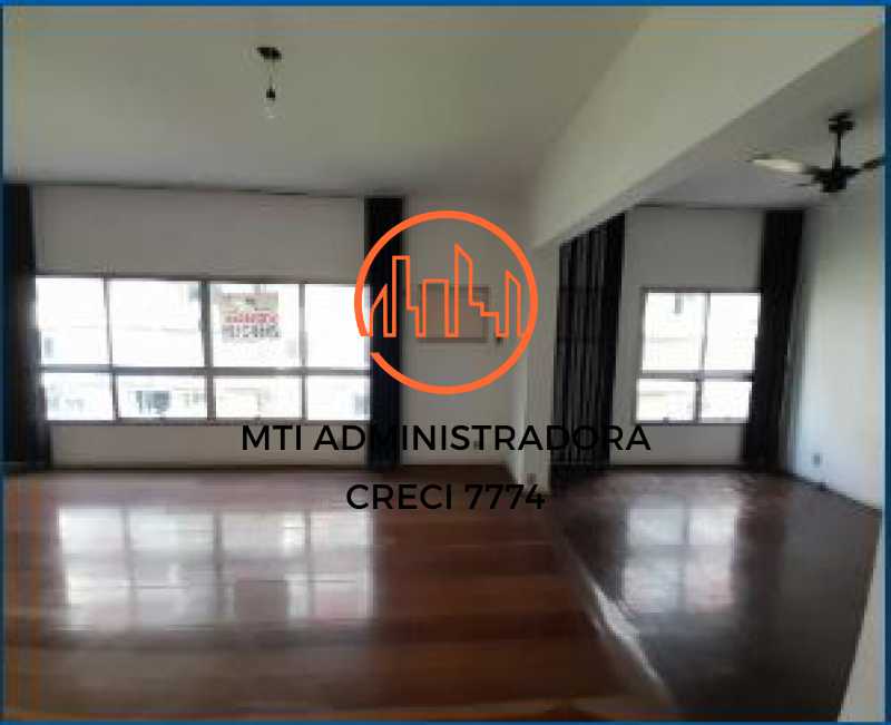 Apartamento à venda com 3 quartos, 120m² - Foto 2