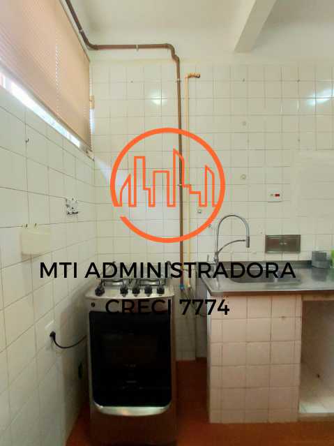 Apartamento para alugar com 2 quartos, 95m² - Foto 25