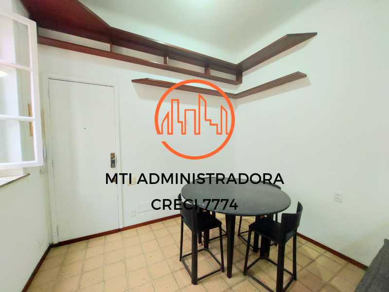 Apartamento para alugar com 2 quartos, 95m² - Foto 5