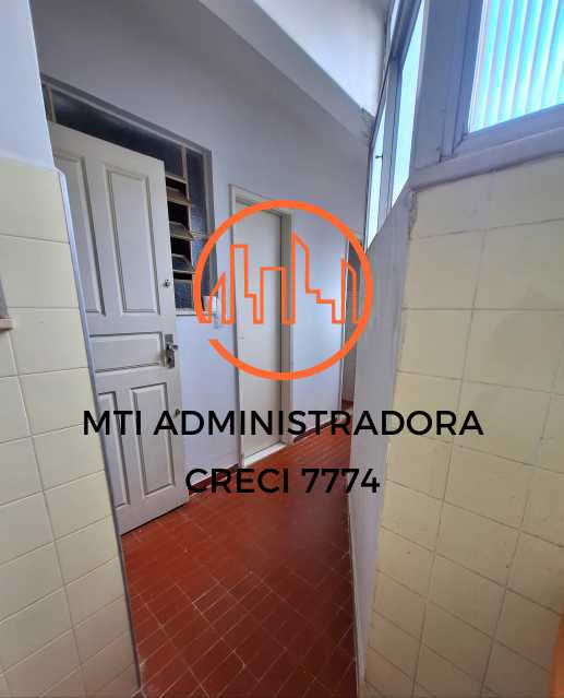 Apartamento para alugar com 2 quartos, 70m² - Foto 19