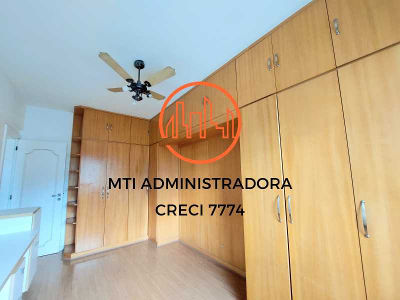 Apartamento para alugar com 3 quartos, 114m² - Foto 13