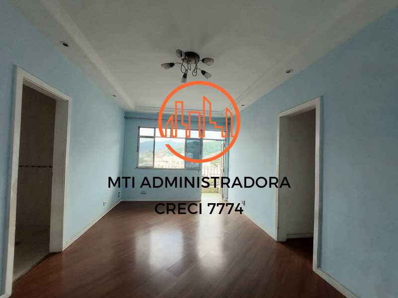 Apartamento para alugar com 3 quartos, 114m² - Foto 2