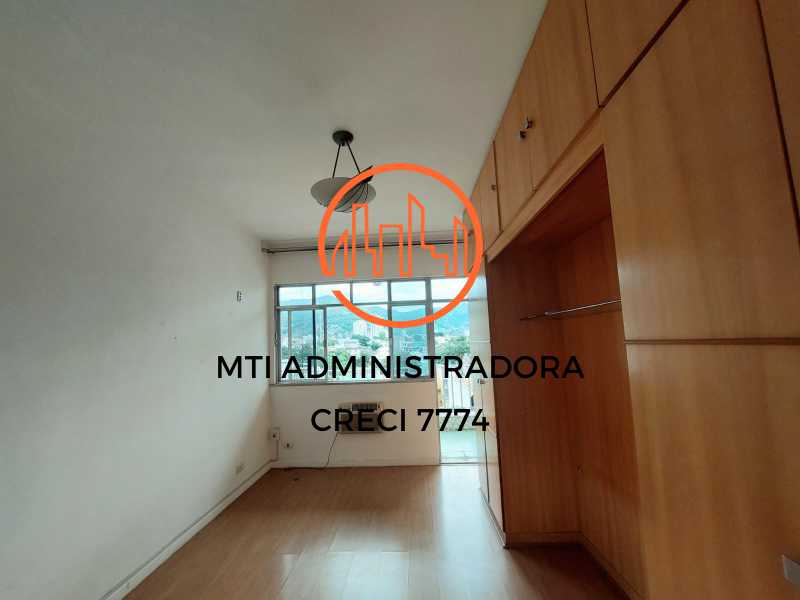 Apartamento para alugar com 3 quartos, 114m² - Foto 15