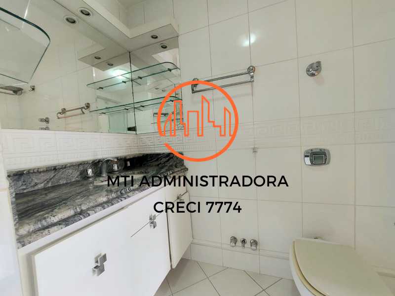 Apartamento para alugar com 3 quartos, 114m² - Foto 17