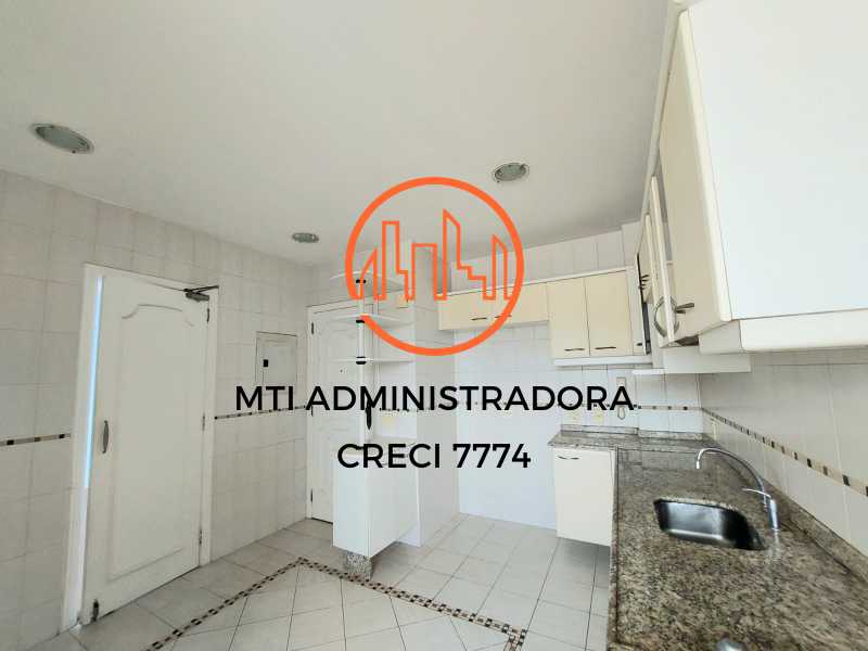 Apartamento para alugar com 3 quartos, 114m² - Foto 23