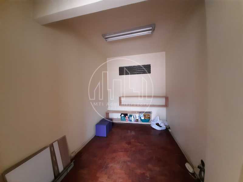 Apartamento à venda com 1 quarto, 43m² - Foto 13