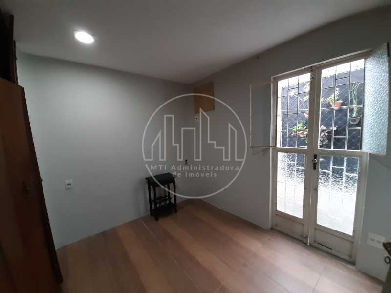 Apartamento à venda com 3 quartos, 150m² - Foto 7