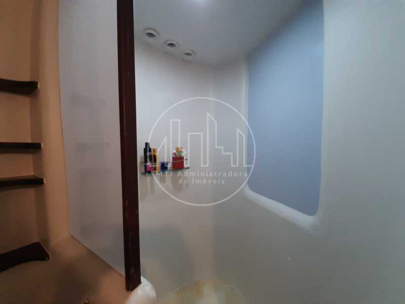 Apartamento à venda com 3 quartos, 150m² - Foto 13