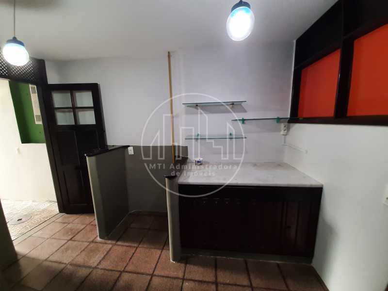 Apartamento à venda com 3 quartos, 150m² - Foto 24