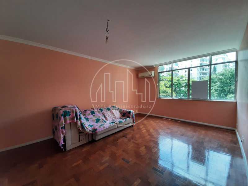 Apartamento à venda com 3 quartos, 125m² - Foto 1