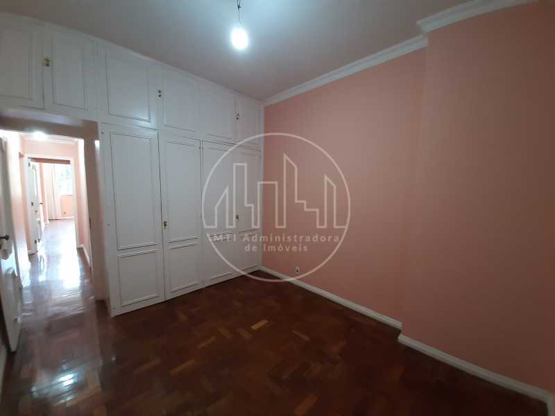 Apartamento à venda com 3 quartos, 125m² - Foto 17