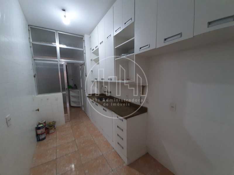 Apartamento à venda com 3 quartos, 125m² - Foto 20