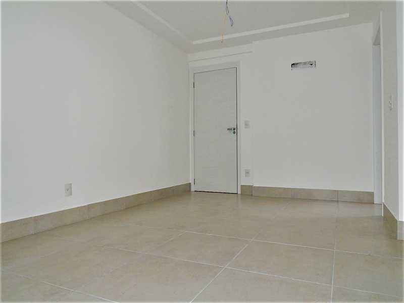 Apartamento à venda com 2 quartos, 62m² - Foto 5