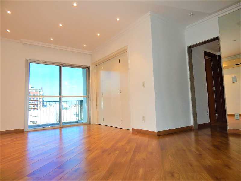 Apartamento à venda com 2 quartos, 90m² - Foto 3