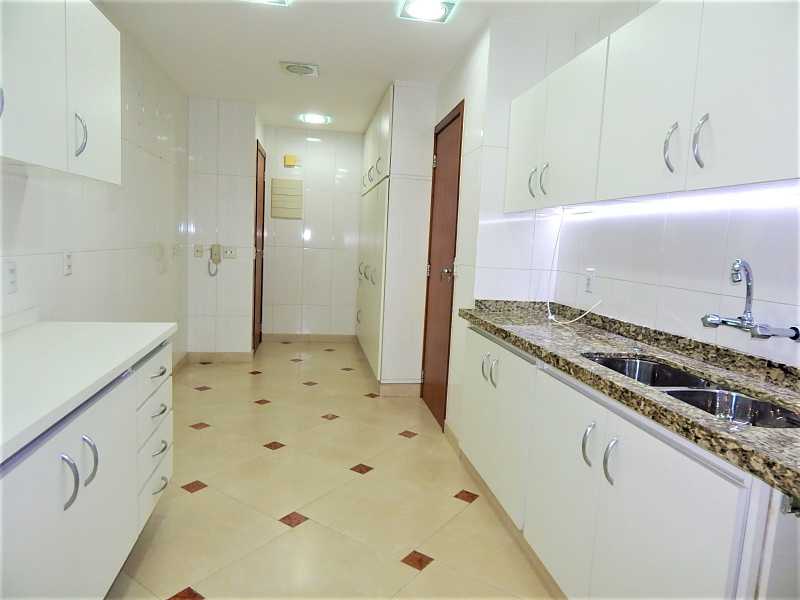 Apartamento à venda com 2 quartos, 90m² - Foto 11