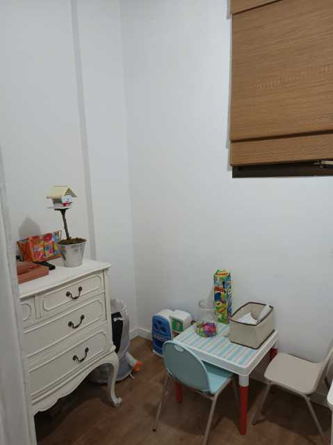 Apartamento à venda com 2 quartos, 80m² - Foto 11