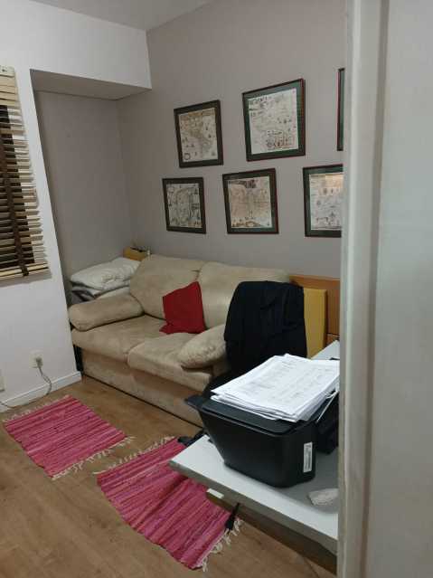 Apartamento à venda com 2 quartos, 80m² - Foto 9