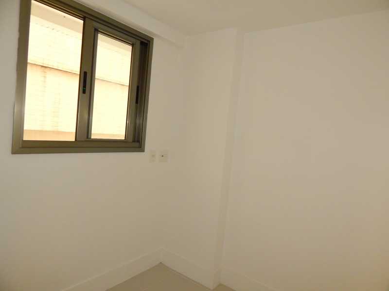 Apartamento à venda com 3 quartos, 123m² - Foto 12