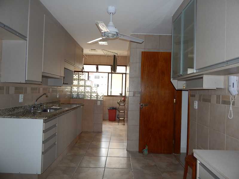 Apartamento à venda com 3 quartos, 123m² - Foto 14