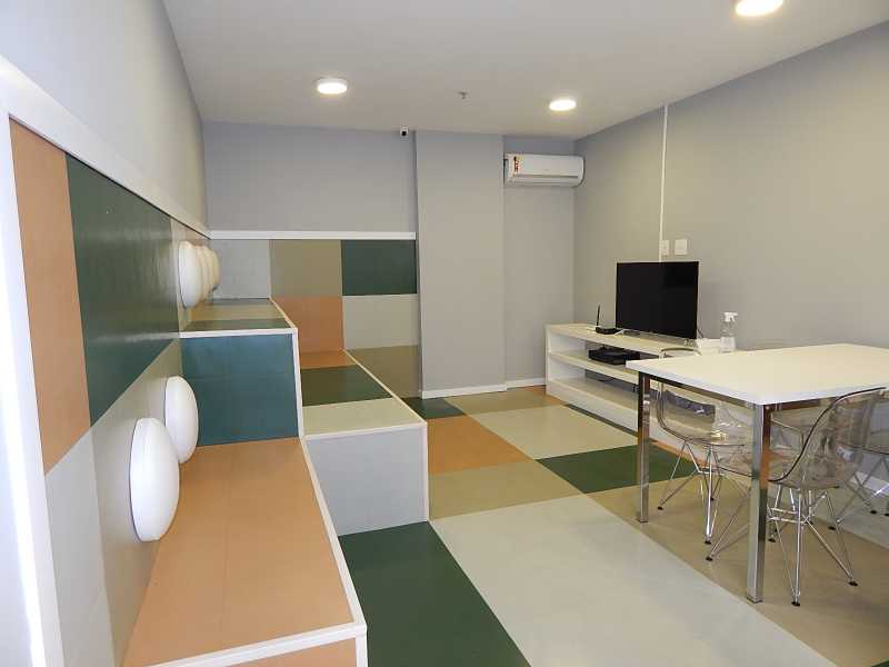 Apartamento à venda com 2 quartos, 62m² - Foto 5