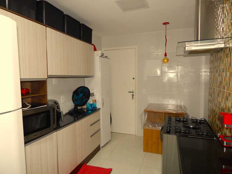 Apartamento à venda com 3 quartos, 83m² - Foto 12