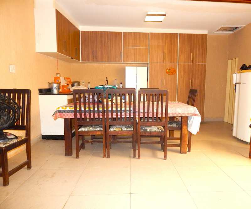 Casa à venda com 3 quartos, 149m² - Foto 8