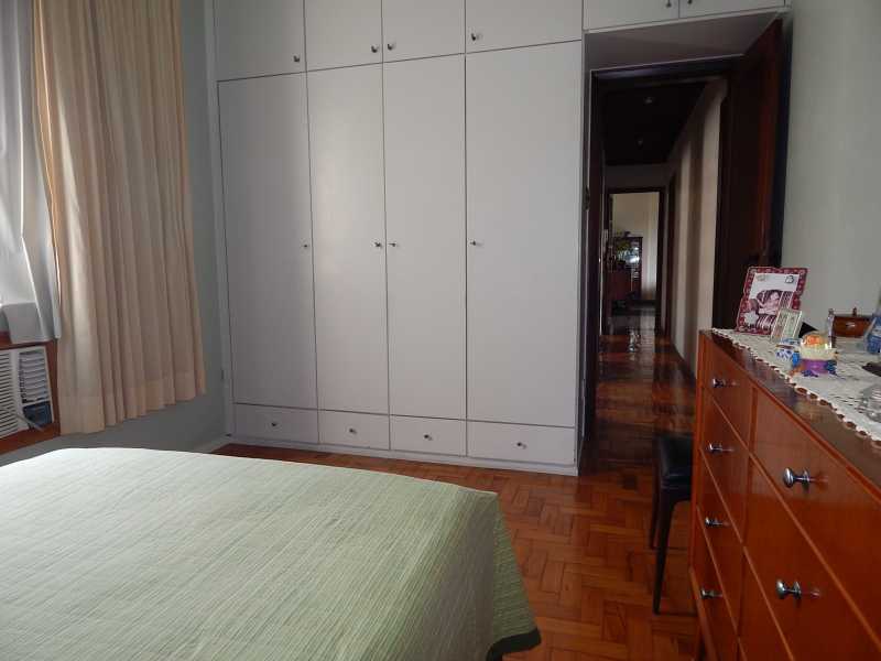 Apartamento à venda com 3 quartos, 138m² - Foto 10