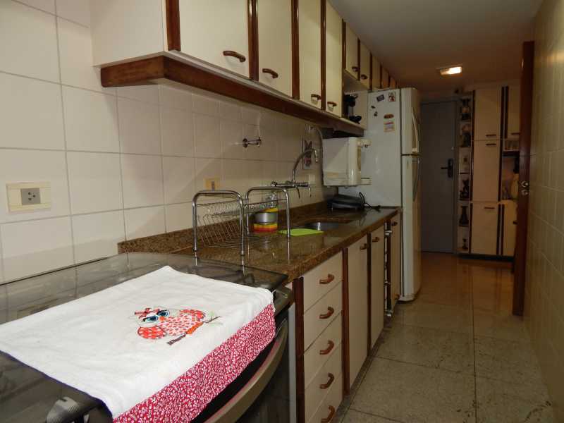 Apartamento à venda com 2 quartos, 99m² - Foto 12