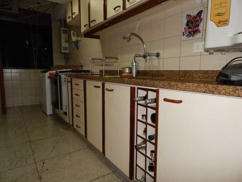 Apartamento à venda com 2 quartos, 99m² - Foto 14