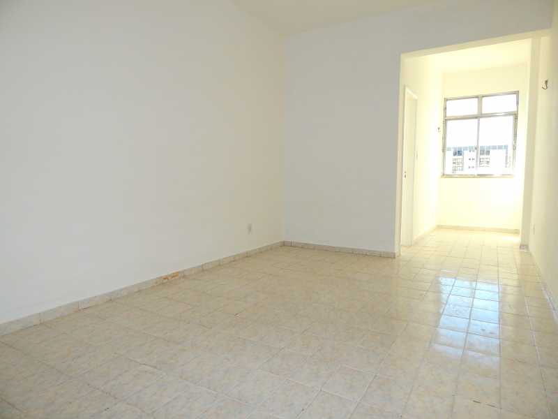 Apartamento à venda com 2 quartos, 67m² - Foto 2