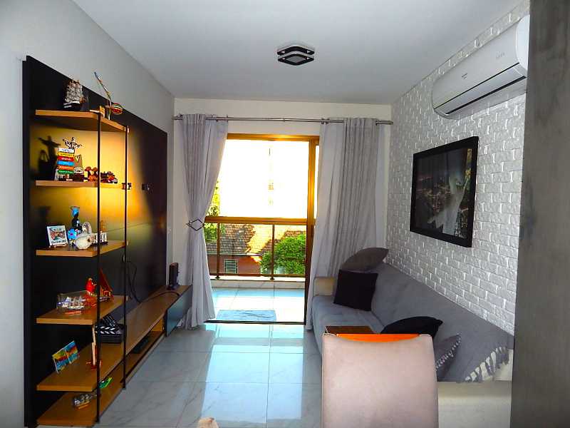 Apartamento à venda com 3 quartos, 85m² - Foto 5