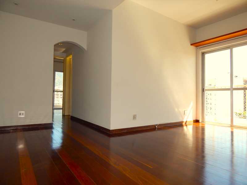 Apartamento à venda com 2 quartos, 92m² - Foto 4