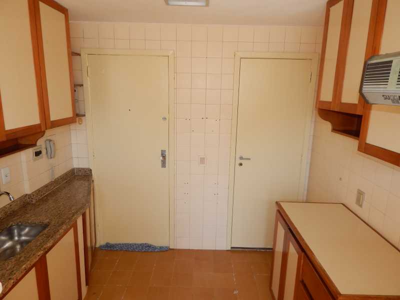 Apartamento à venda com 2 quartos, 92m² - Foto 8