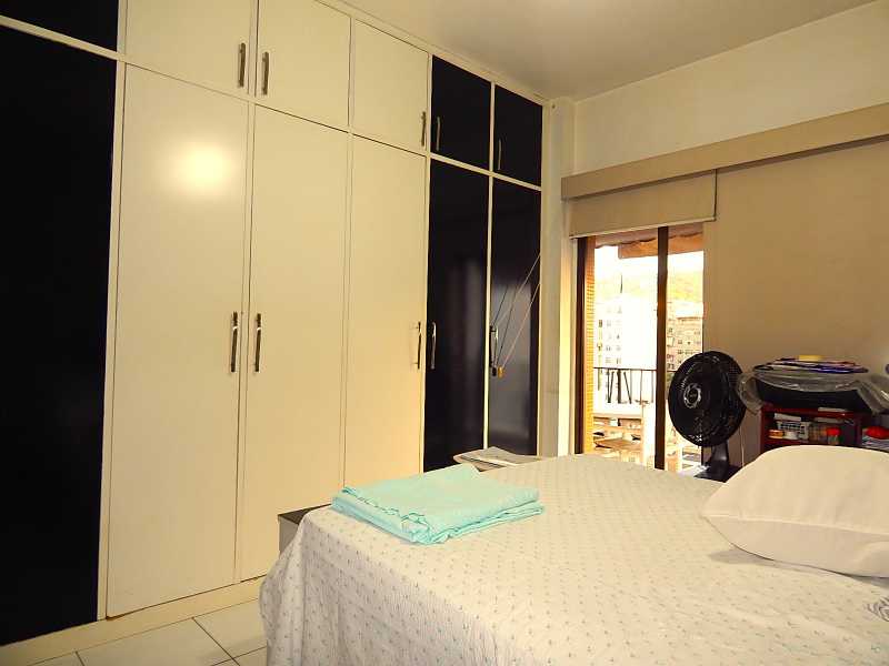 Apartamento à venda com 3 quartos, 123m² - Foto 5