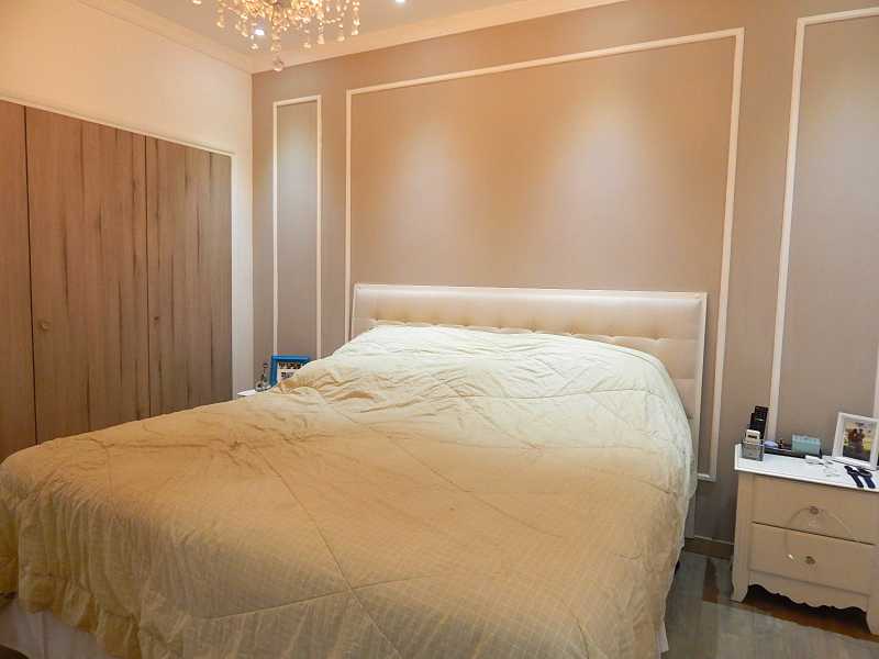 Apartamento à venda com 2 quartos, 90m² - Foto 4